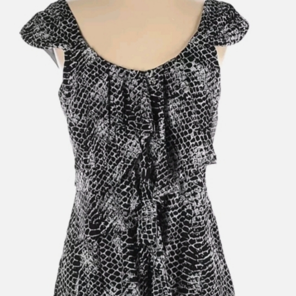 Worthington Ruffled Top - Picture 6 of 6